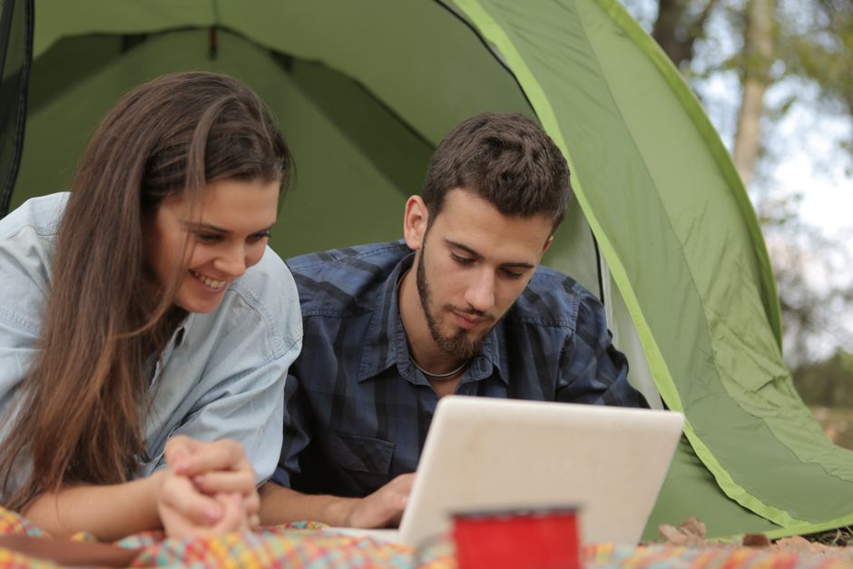 Réserver un Camping en Ligne : le Vrai Comparatif 2026